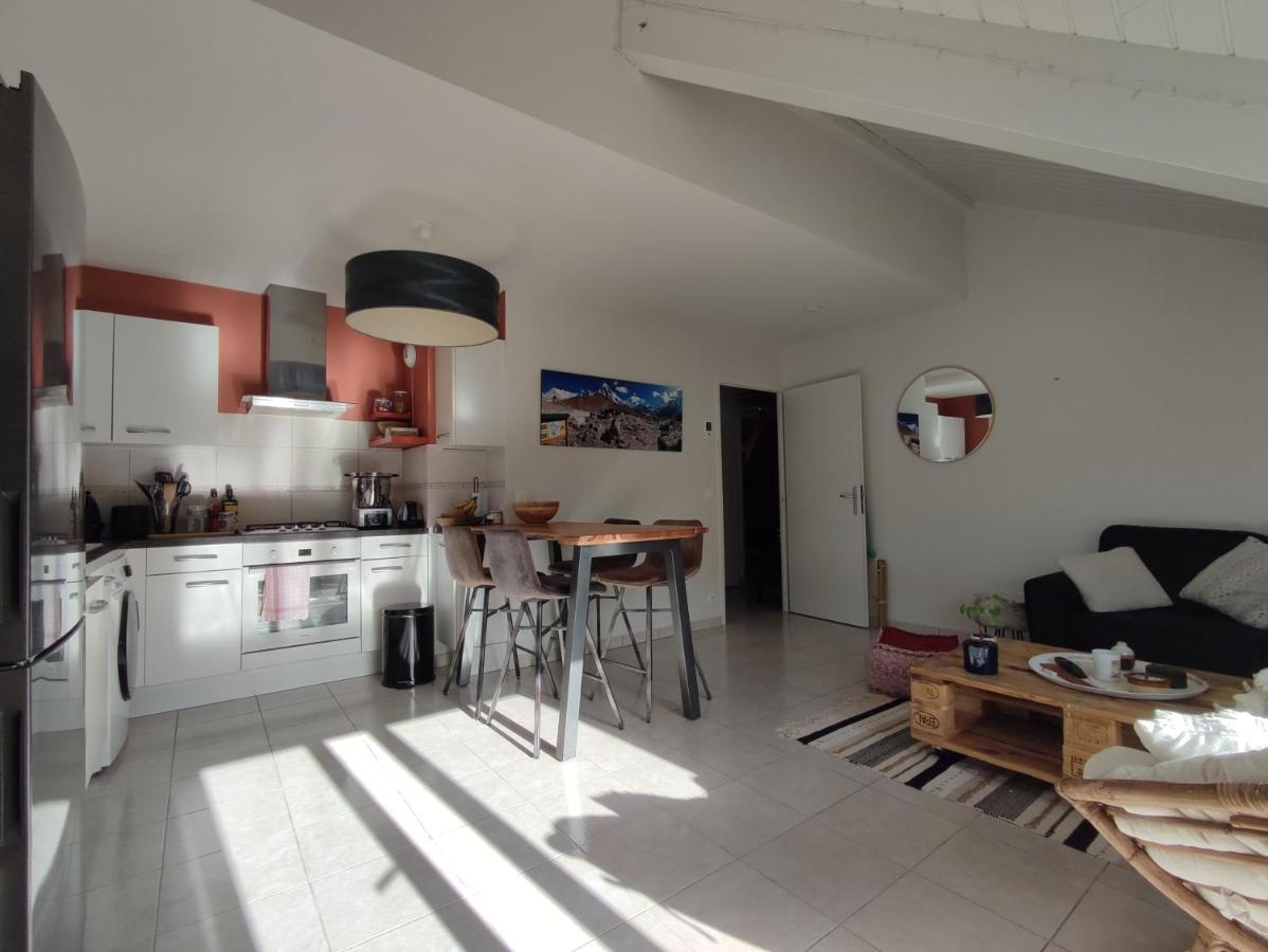 Appartement Plein Centre Village, Vue Montagnes, Proximite Immediate Lac Doussard Exteriér fotografie