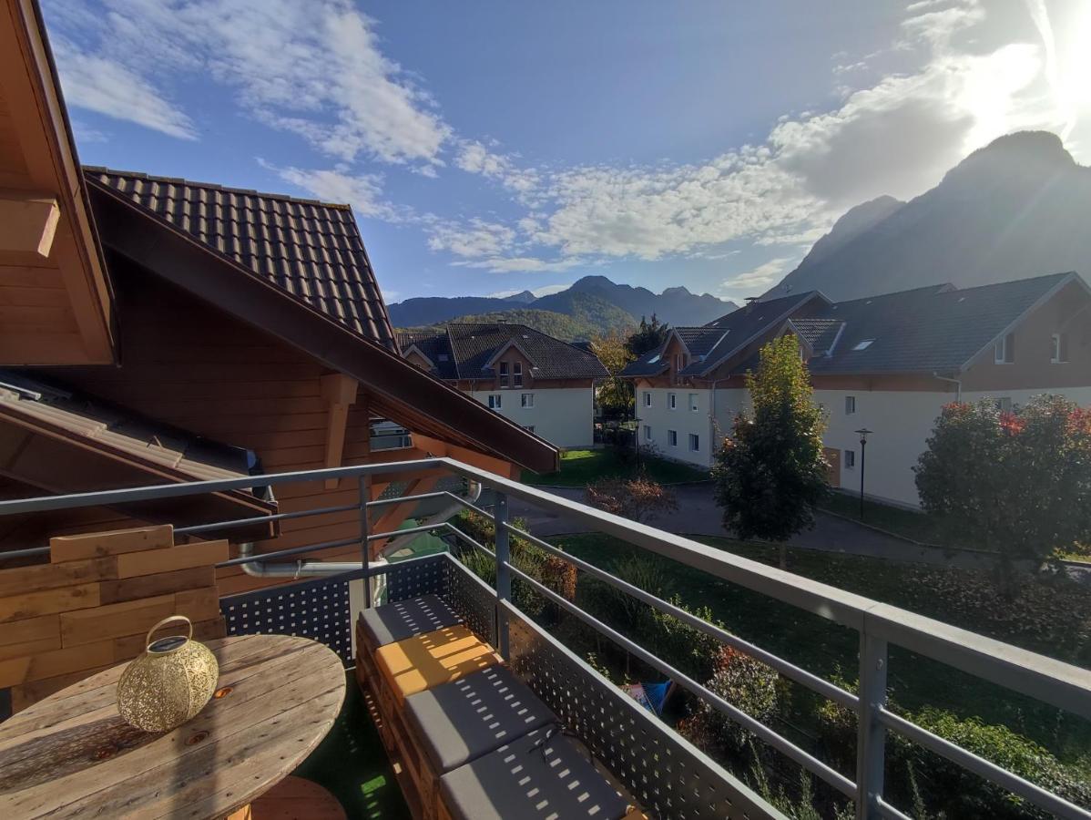 Appartement Plein Centre Village, Vue Montagnes, Proximite Immediate Lac Doussard Exteriér fotografie